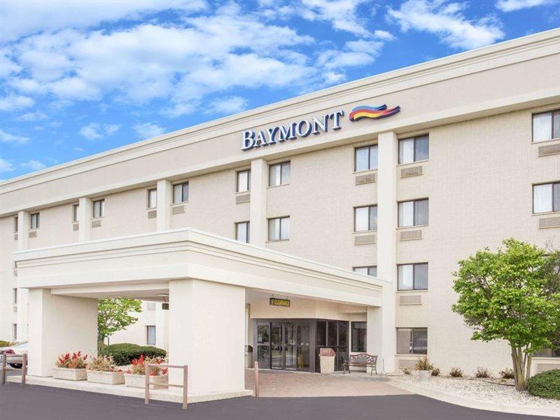 Baymont By Wyndham Janesville Exterior foto